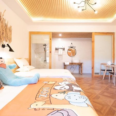 Yan Qi Si He Homestay Куньмин Экстерьер фото