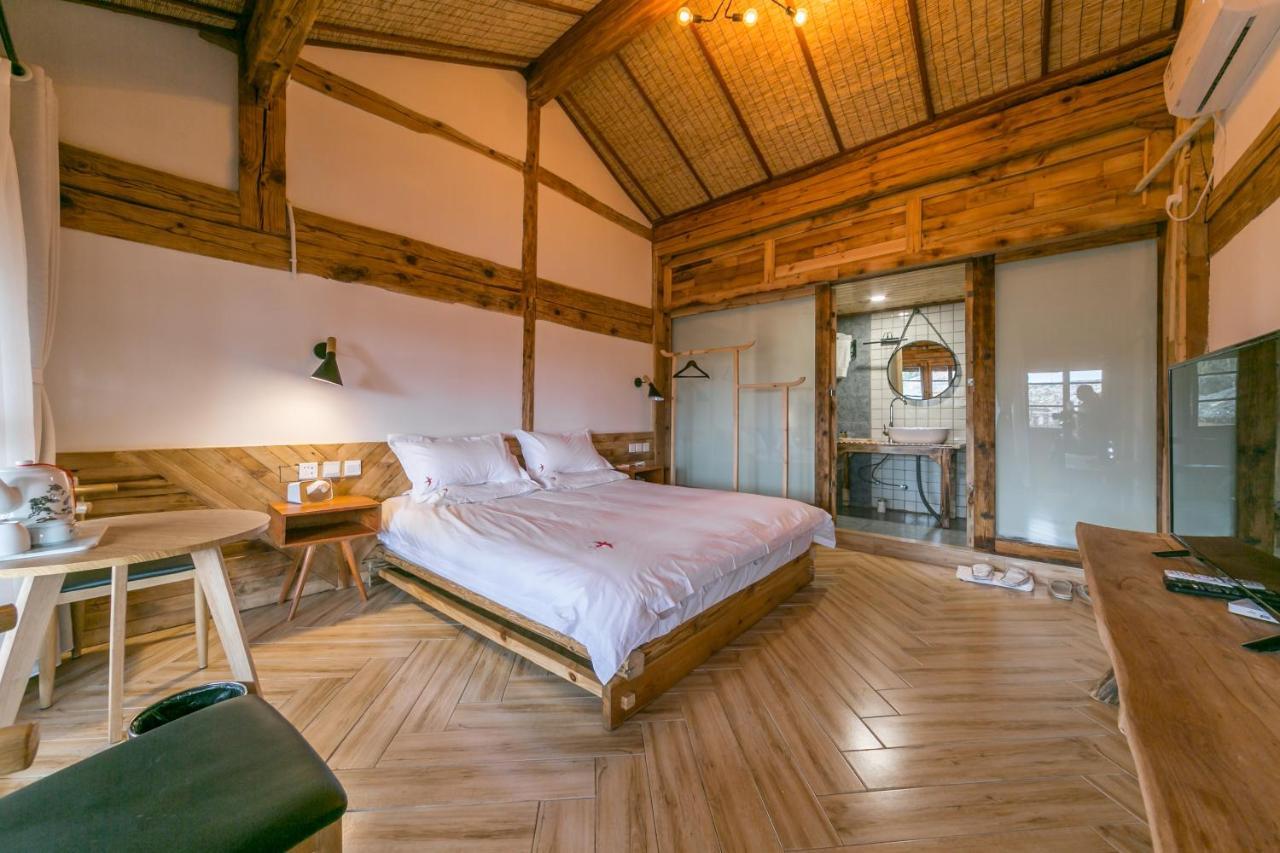 Yan Qi Si He Homestay Куньмин Экстерьер фото
