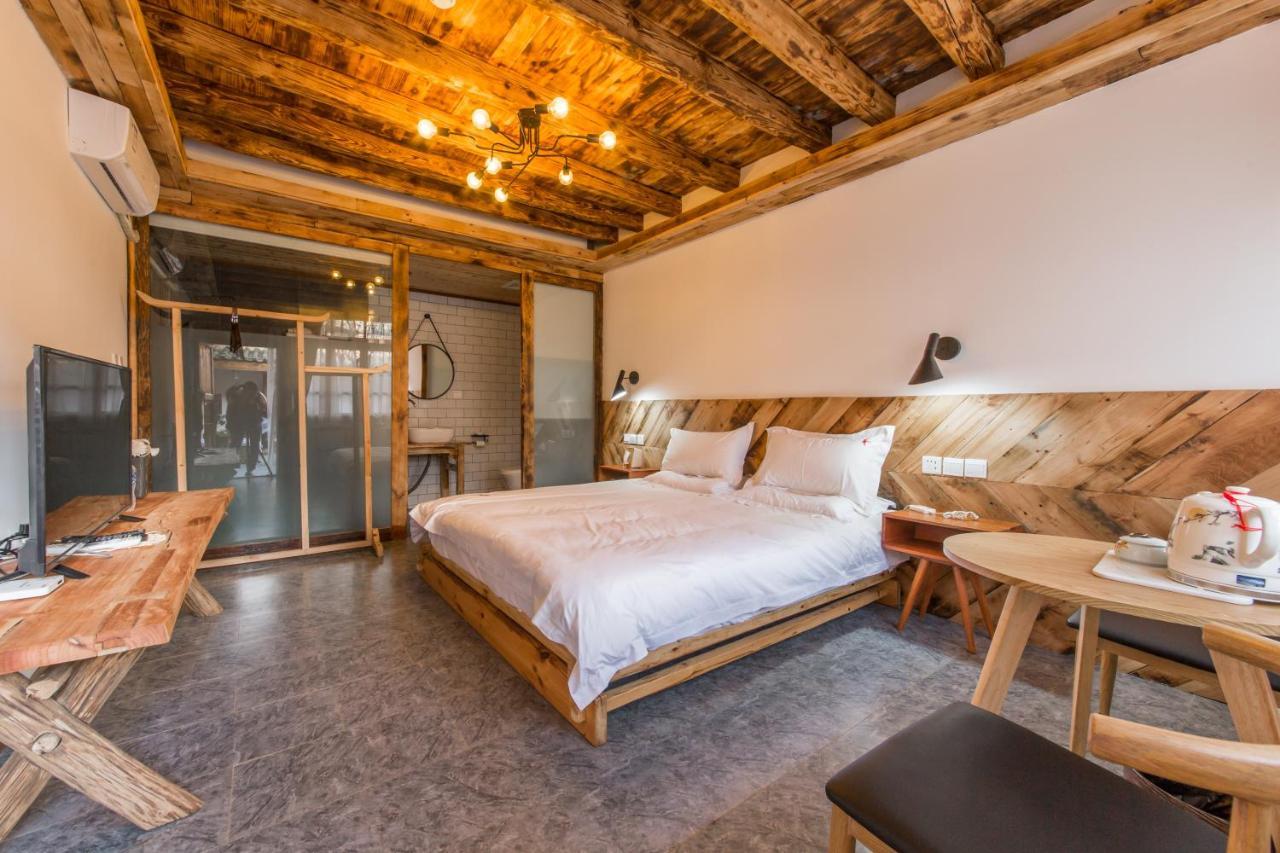 Yan Qi Si He Homestay Куньмин Экстерьер фото