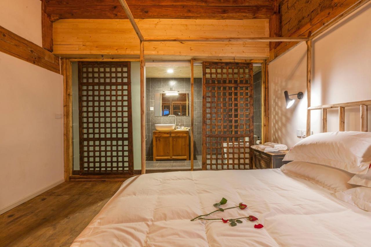 Yan Qi Si He Homestay Куньмин Экстерьер фото
