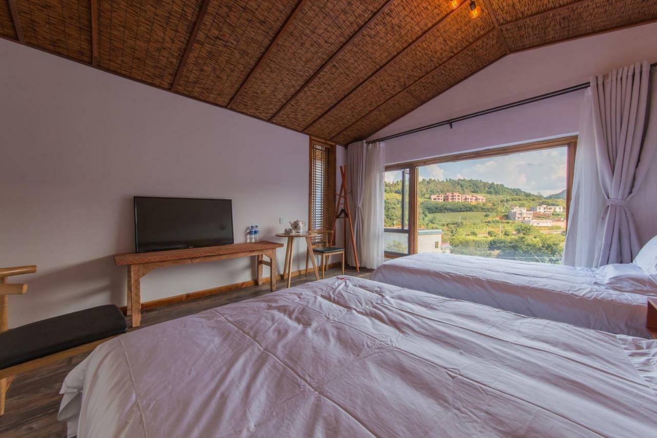Yan Qi Si He Homestay Куньмин Экстерьер фото