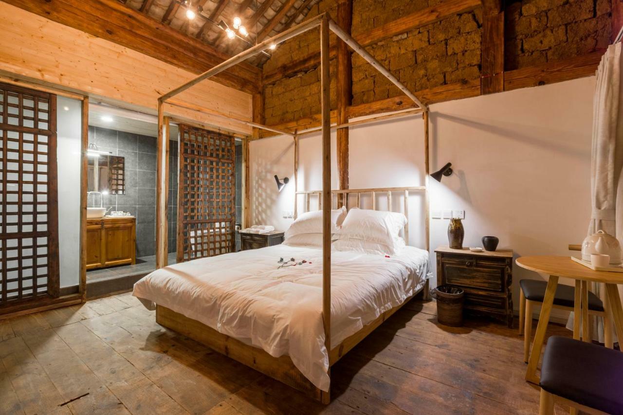 Yan Qi Si He Homestay Куньмин Экстерьер фото
