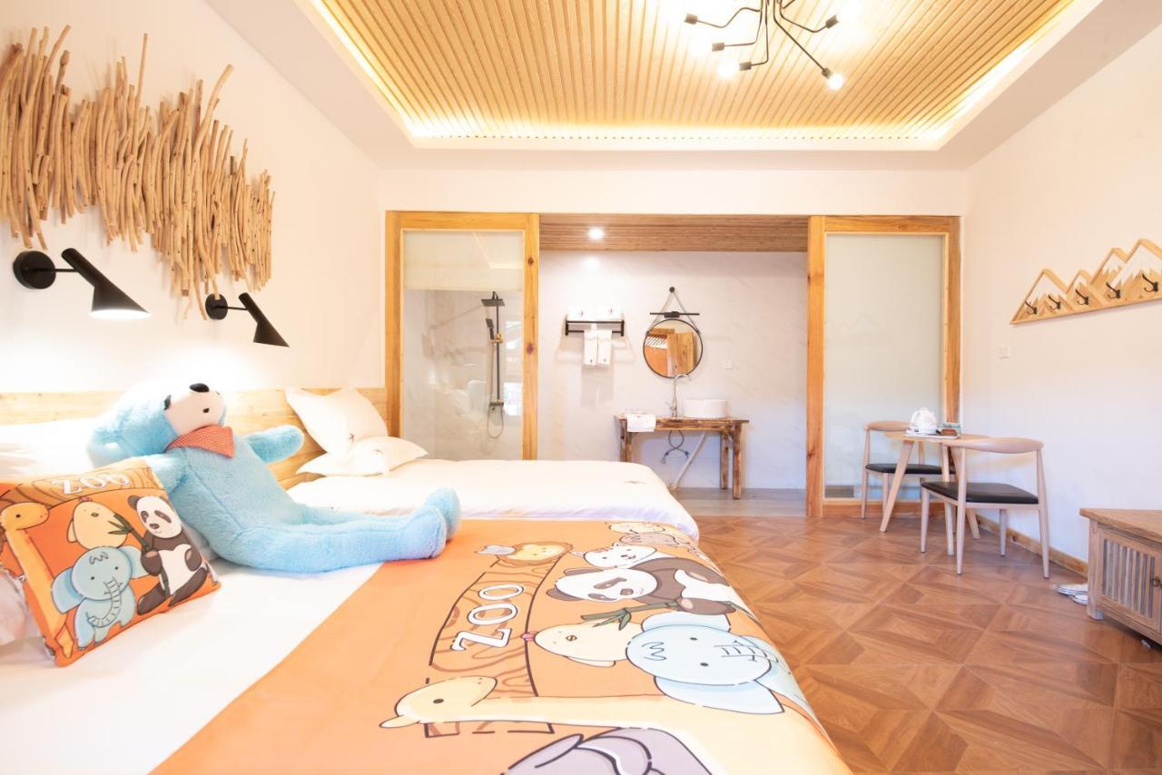 Yan Qi Si He Homestay Куньмин Экстерьер фото